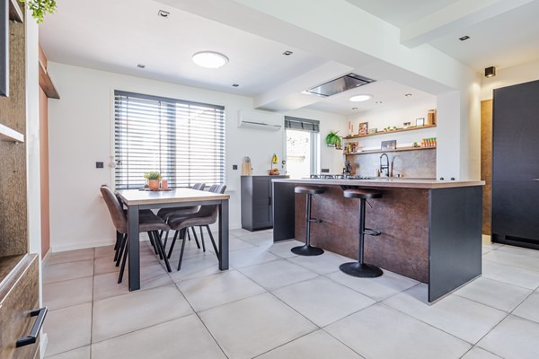 Medium property photo - Van Vollenhovenstraat 5, 3265 BX Piershil